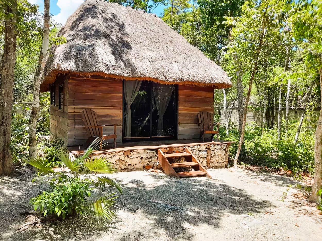 10 Cabin Jungle Retreat - Image 42