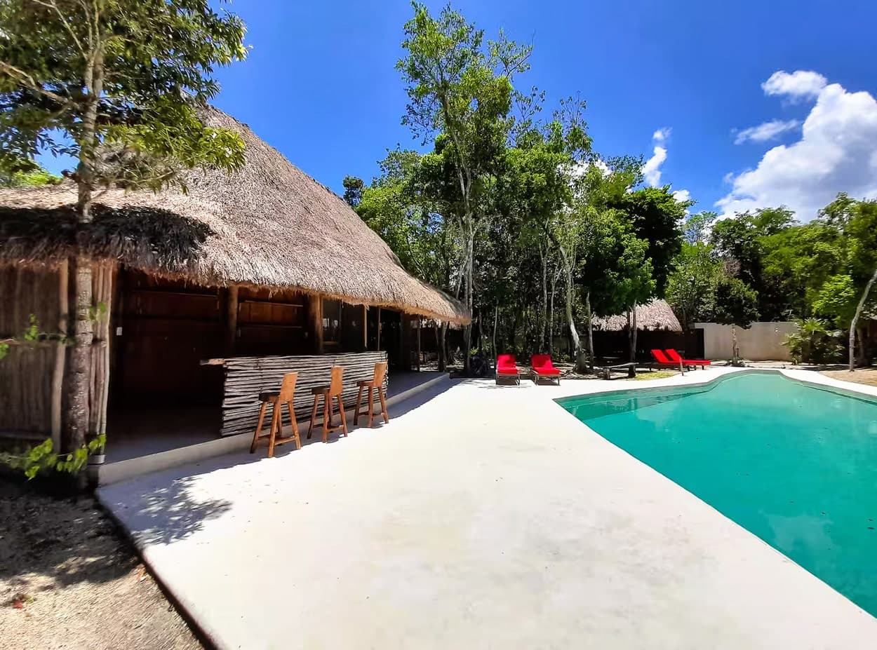 10 Cabin Jungle Retreat - Image 26