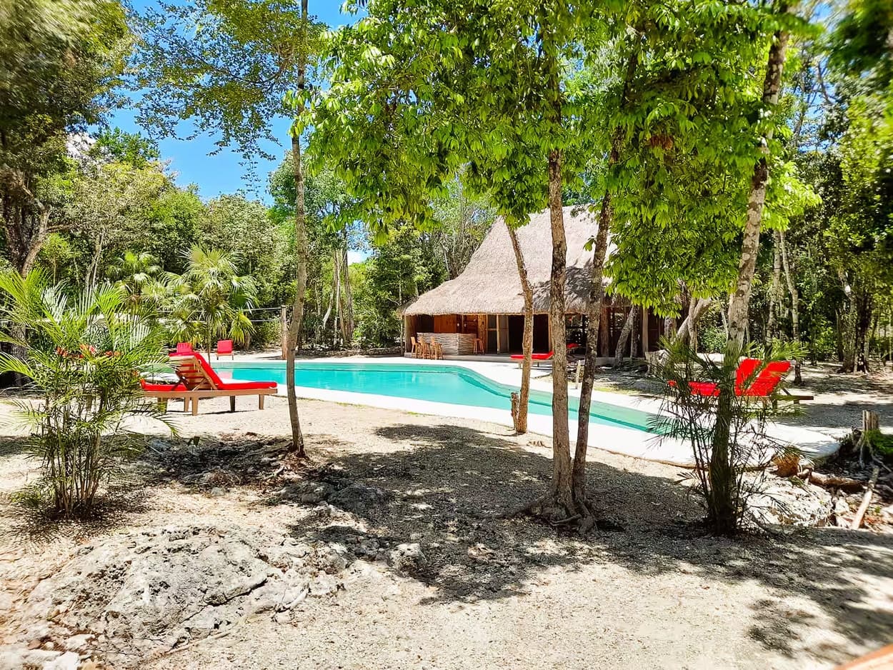 10 Cabin Jungle Retreat - Image 45