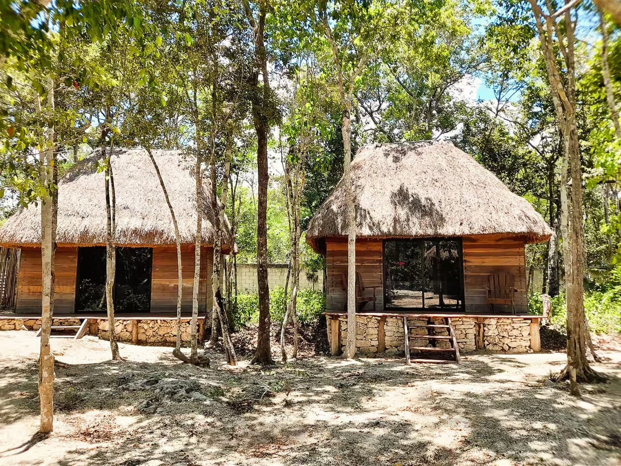 10 Cabin Jungle Retreat - Image 48