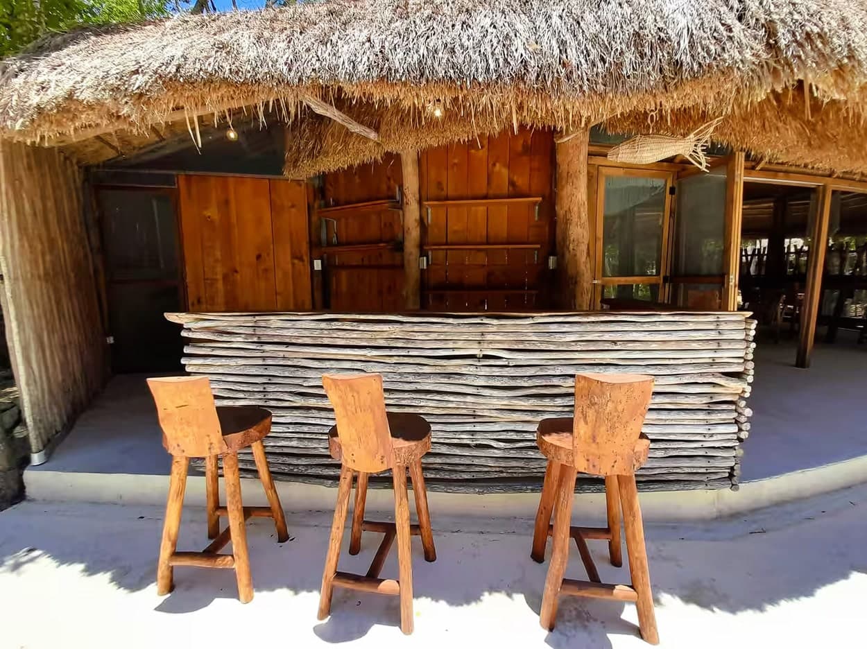 10 Cabin Jungle Retreat - Image 51