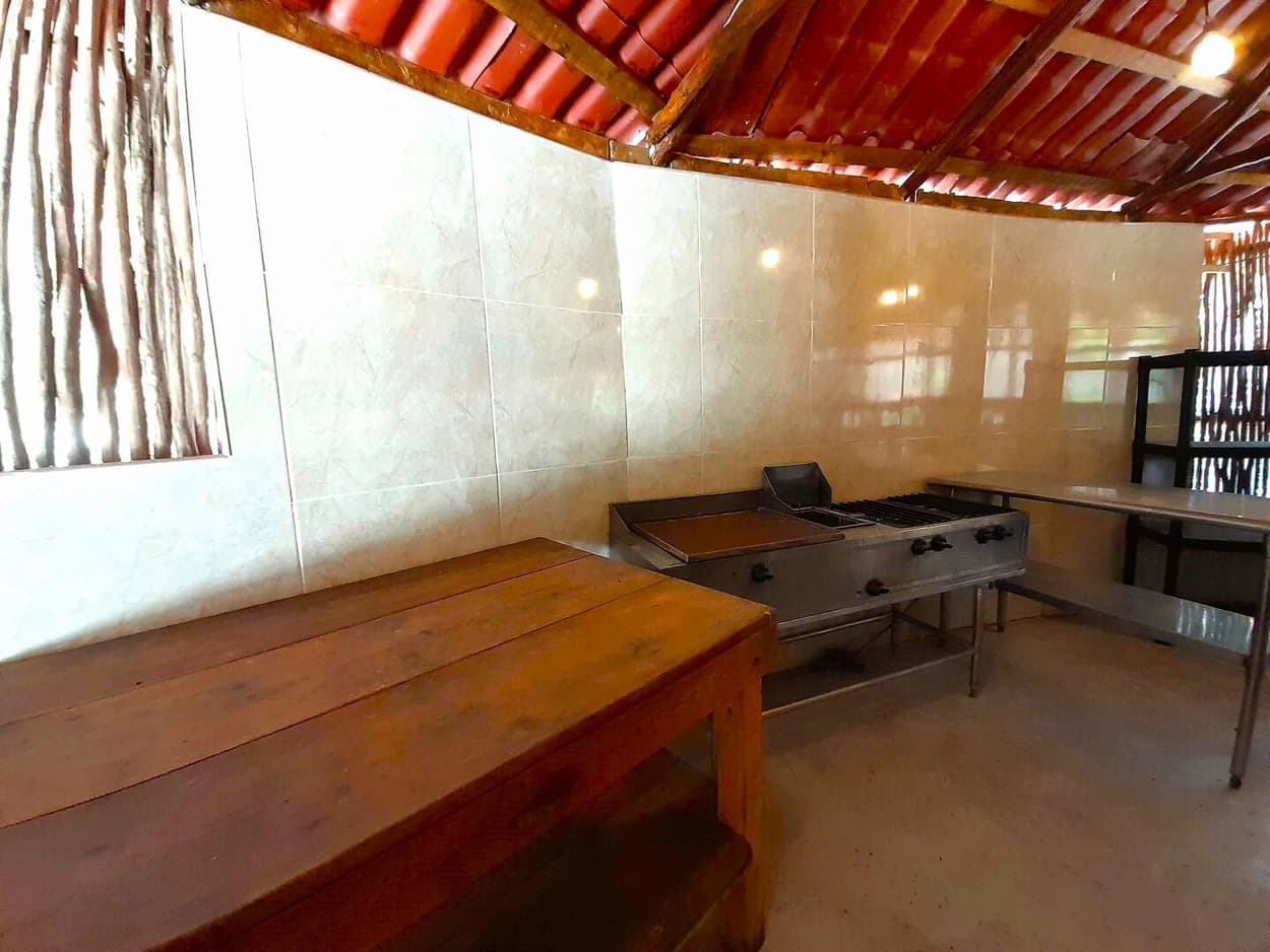 10 Cabin Jungle Retreat - Image 54