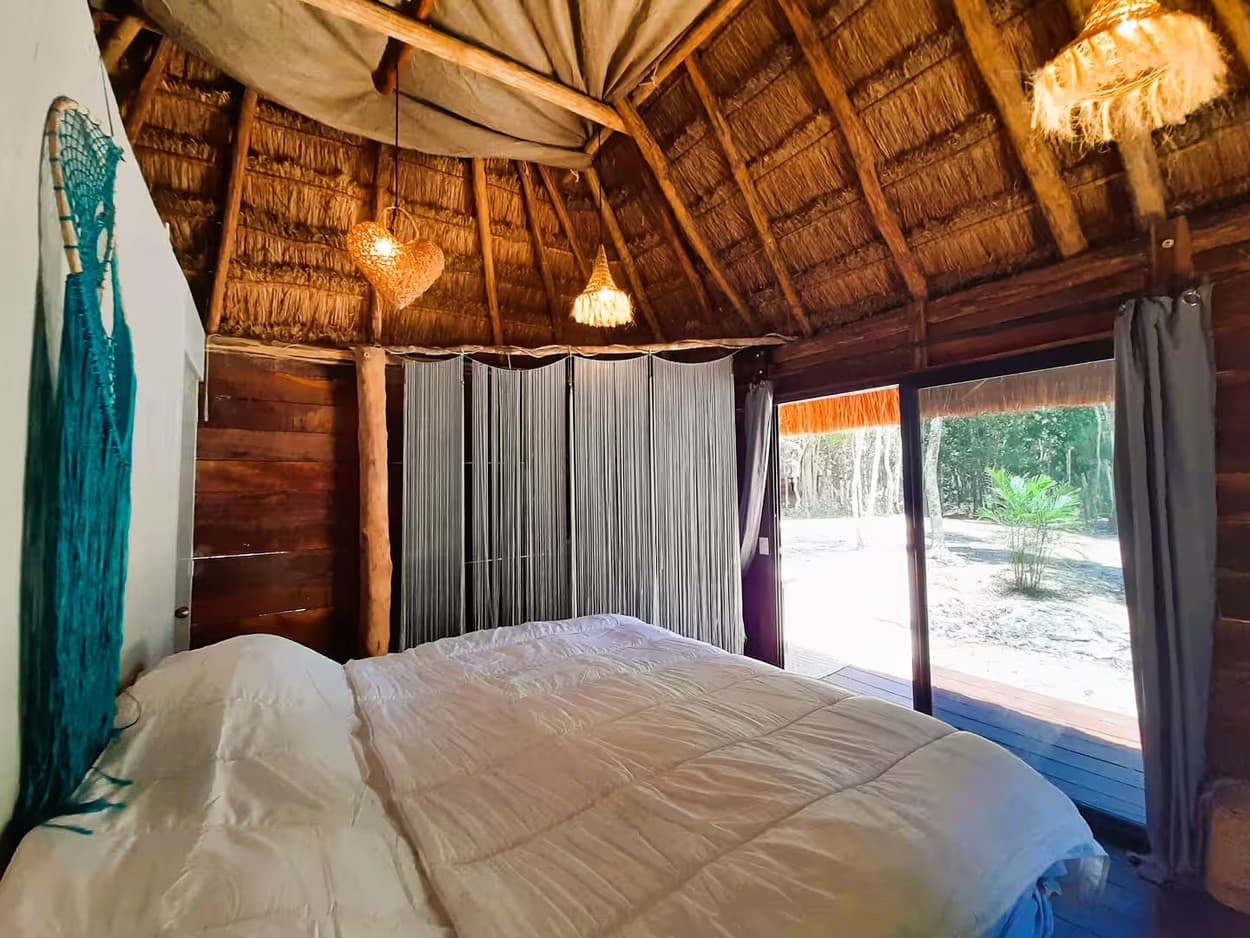 10 Cabin Jungle Retreat - Image 29