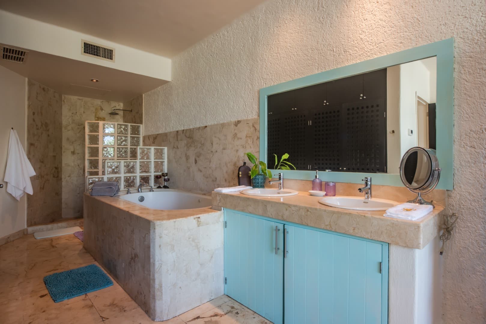 Bosque Los Aluxes 301 Penthouse - Image 12