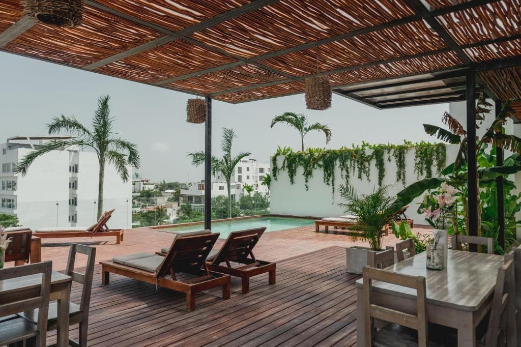 Coco Beach 25 Room Hotel - Image 7