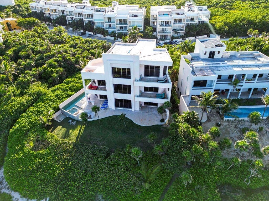 Fantasea 9 - Image 48