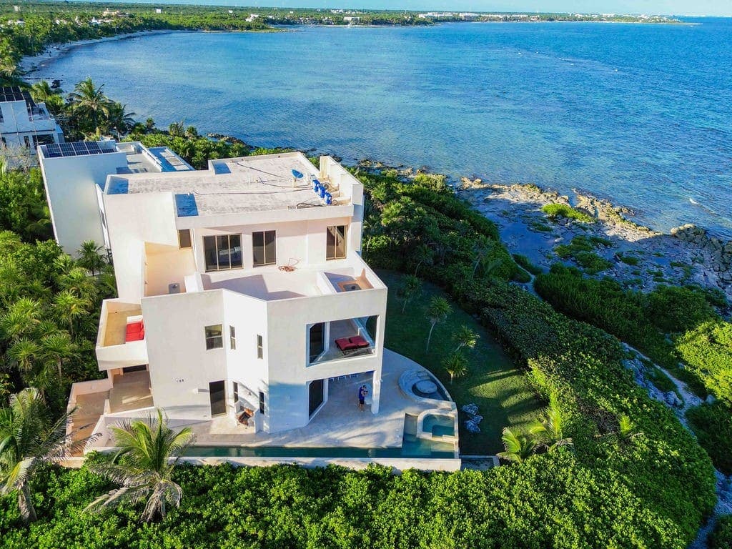 Fantasea 9 - Image 21