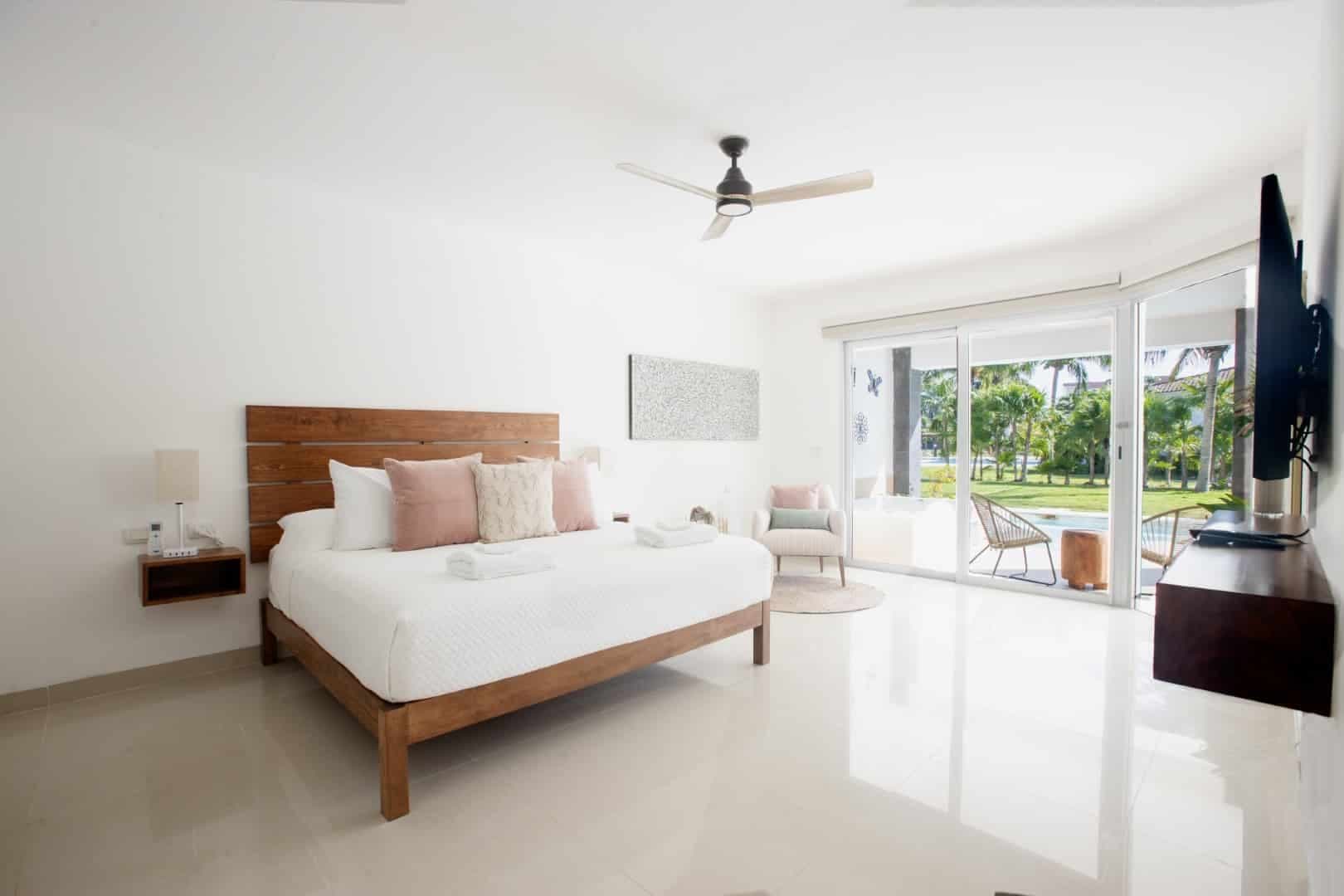 Mareazul 401 Sur - Image 1