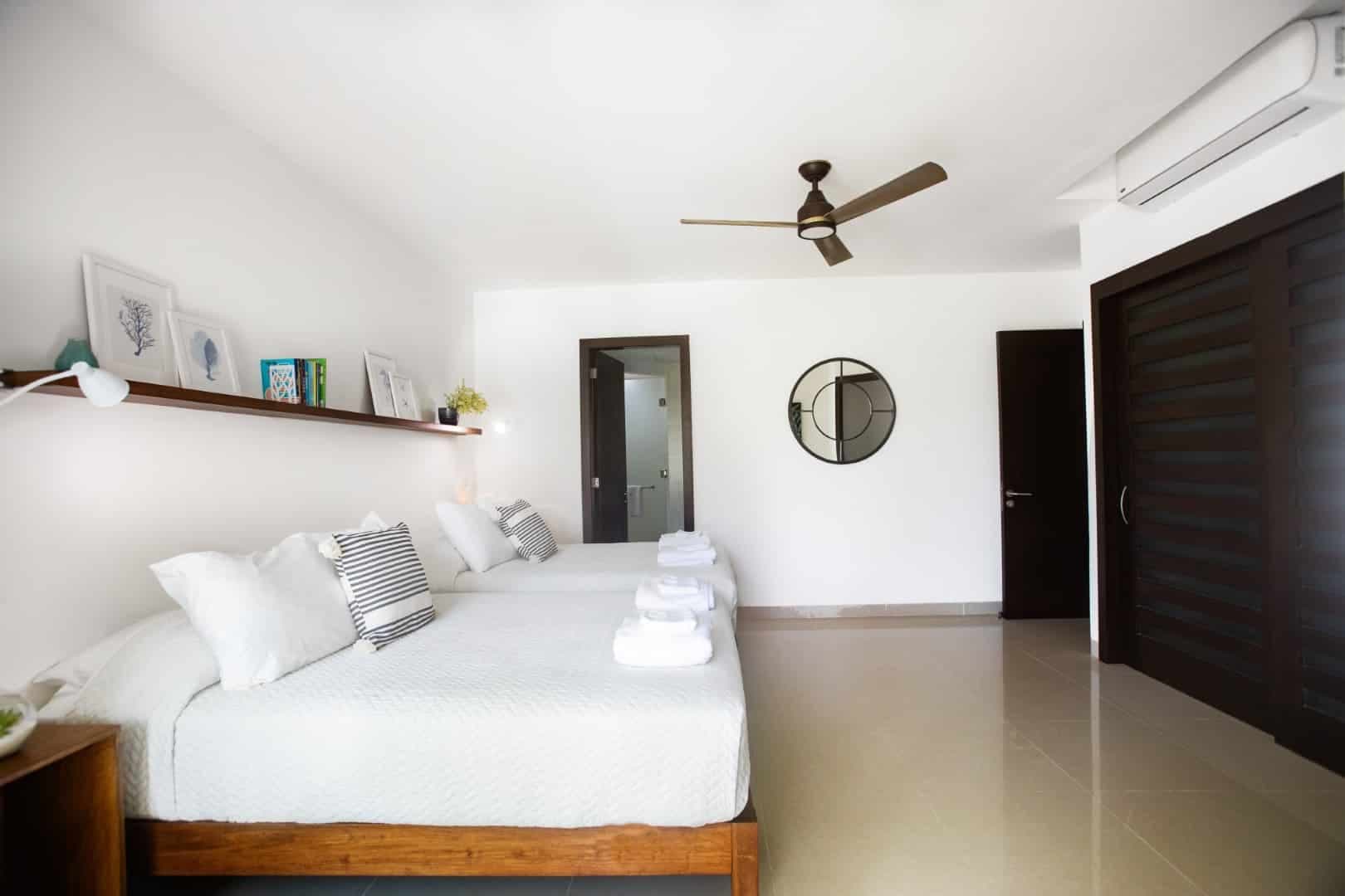 Mareazul 401 Sur - Image 12