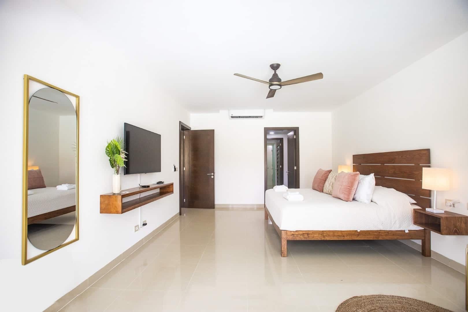 Mareazul 401 Sur - Image 18