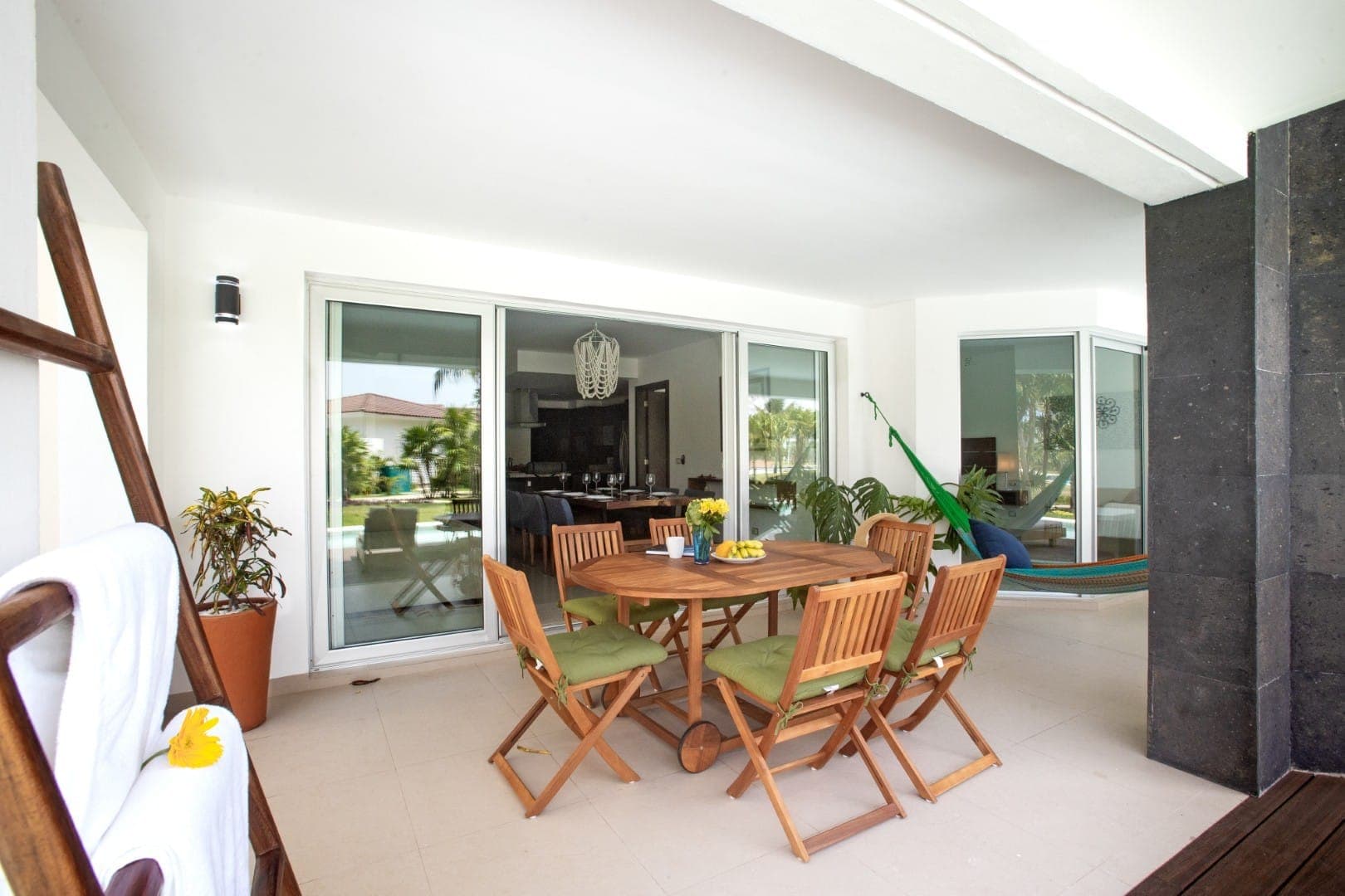 Mareazul 401 Sur - Image 25