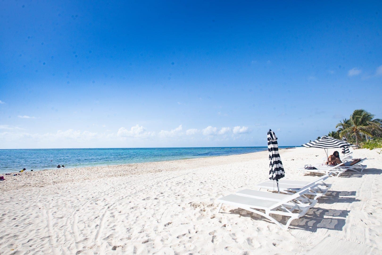 Mareazul 401 Sur - Image 6